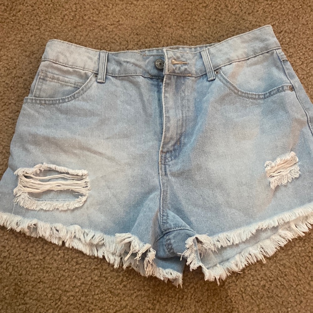 Cut off blue Jean shorts
